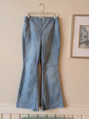 Tinseltown Light Blue Flare Jeans with Frayed Hem, Sz. 13
